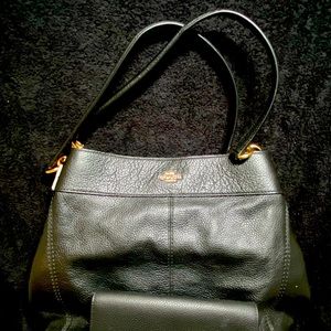 Coach Hallie Shoulder Bag *SINGLE ITEM*